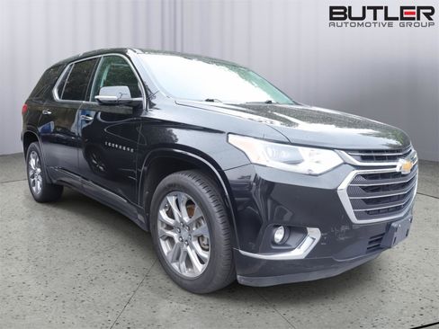 Used 2019 Chevrolet Traverse Premier w/ Driver Confidence II Package FWD image 6
