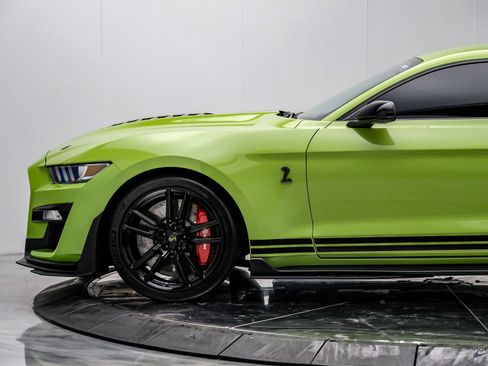 Used 2020 Ford Mustang Shelby GT500 w/ Technology Package image 10