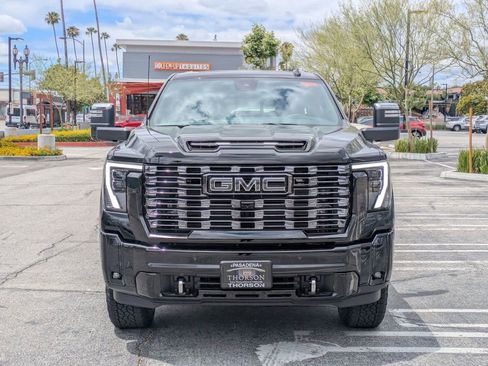 New 2026 GMC Sierra 2500 Denali Ultimate AWD/4WD image 9