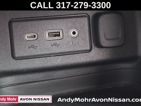 Used 2020 Chevrolet Equinox LT FWD image 38