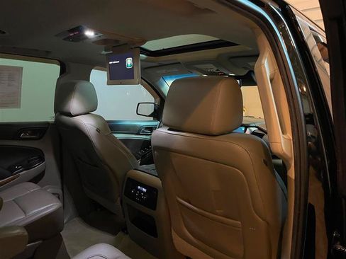 Used 2015 Chevrolet Suburban LTZ AWD/4WD image 70