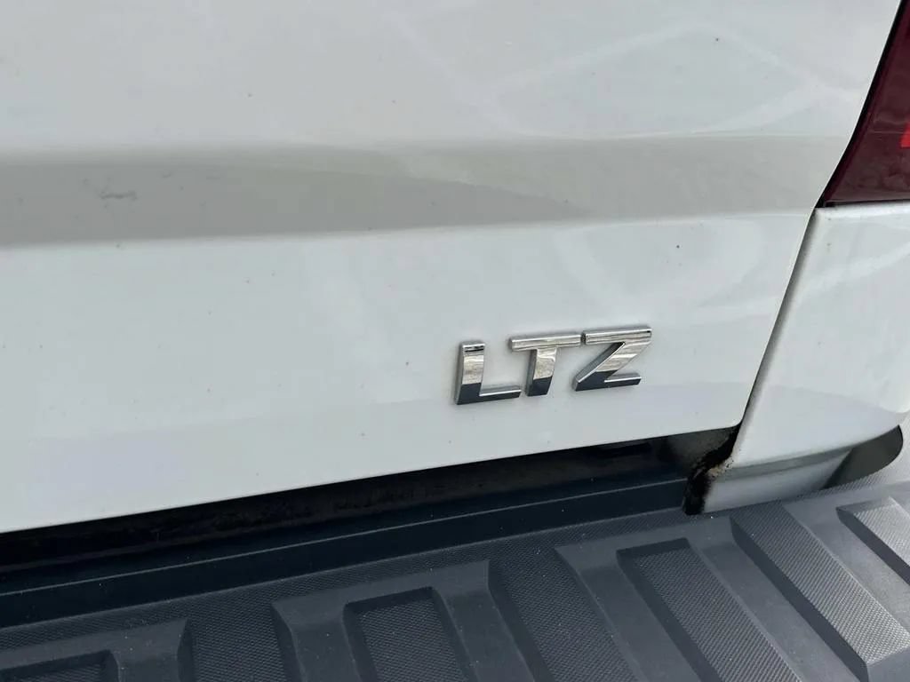 Used 2017 Chevrolet Silverado 1500 LTZ Z71 w/ LPO, Street Package AWD/4WD image 11