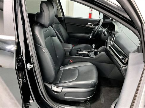 Used 2024 Kia Sportage EX FWD image 9