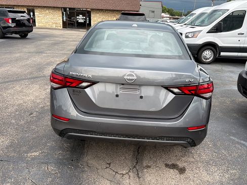 Used 2024 Nissan Sentra SV FWD image 6