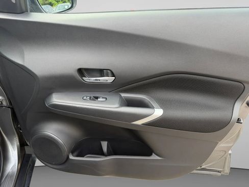 Used 2023 Nissan Kicks SV FWD image 33