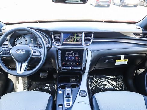 Certified 2024 INFINITI QX55 Essential AWD/4WD image 12
