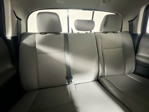 Used 2023 Toyota Tacoma SR5 w/ Technology Package image 33