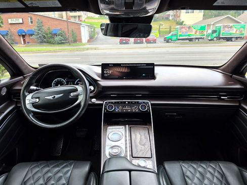 Used 2022 Genesis GV80 3.5T w/ Prestige Matte Package 08 image 19