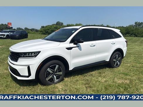 Used 2022 Kia Sorento S FWD image 1