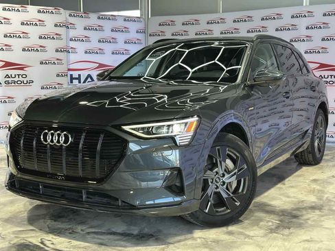 Used 2021 Audi e-tron Premium w/ Convenience Plus Package image 2