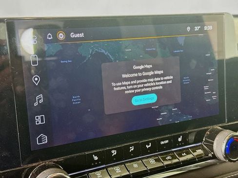 Used 2025 Chevrolet Colorado LT w/ Advanced Trailering Package image 16