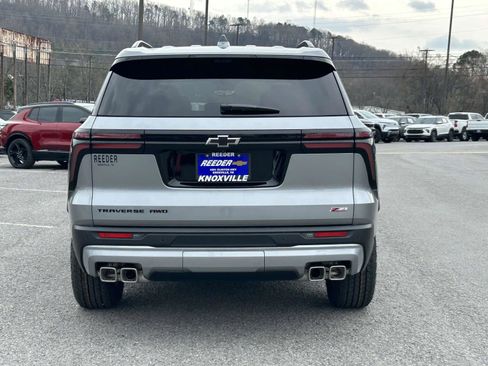 New 2026 Chevrolet Traverse Z71 w/ Enhanced Driving Package image 4