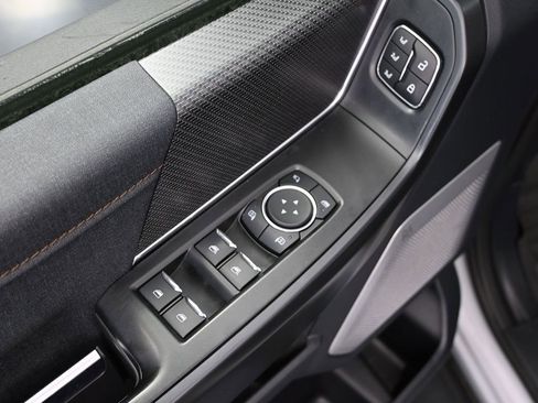 Used 2023 Ford F150 Raptor w/ Raptor Carbon Fibre Package image 20