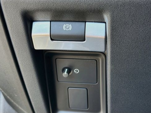 Used 2024 Land Rover Defender 110 Carpathian Edition AWD/4WD image 35