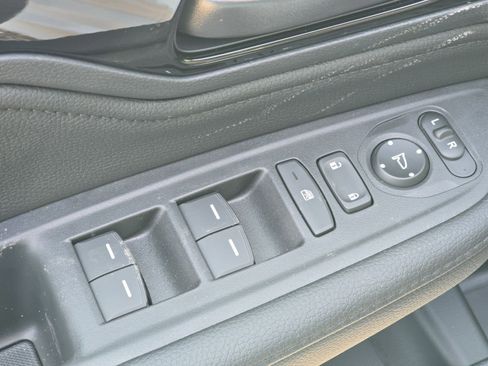 New 2026 Honda Odyssey Touring image 19