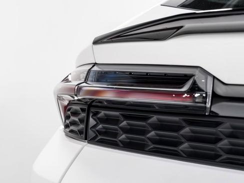 Used 2025 Lamborghini Urus SE image 59