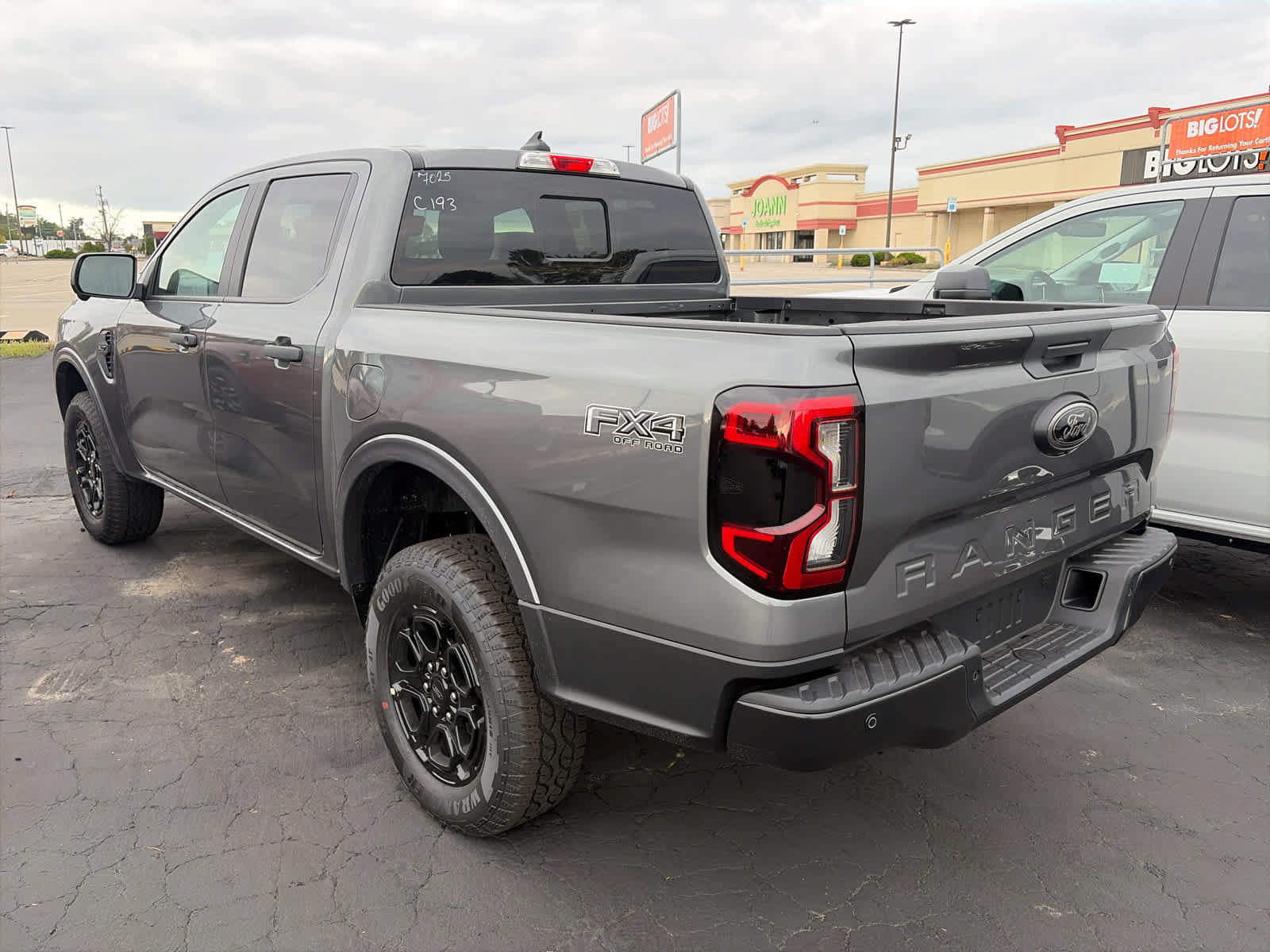 New 2026 Ford Ranger XLT w/ Equipment Group 301A High AWD/4WD image 8