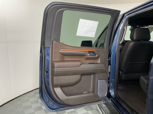 Used 2022 GMC Sierra 1500 Denali w/ Denali Reserve Package image 24