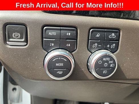 Used 2022 GMC Sierra 1500 SLT w/ SLT Premium Plus Package AWD/4WD image 16
