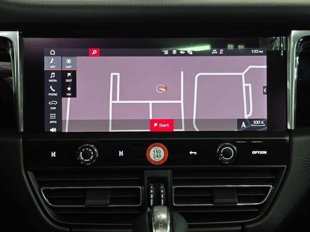 Certified 2026 Porsche Macan S AWD/4WD image 18