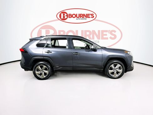 Used 2019 Toyota RAV4 Limited AWD/4WD image 11