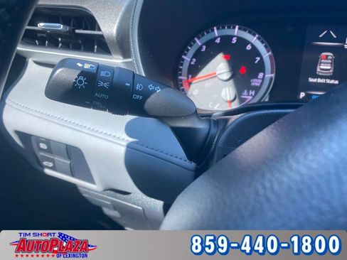 Used 2022 Toyota Highlander LE image 26