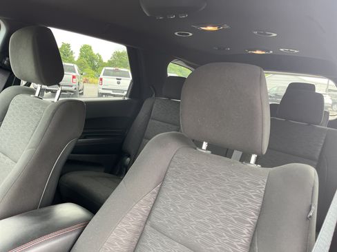 Used 2025 Dodge Durango GT AWD/4WD image 15