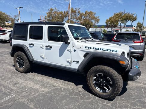 Used 2024 Jeep Wrangler Unlimited Rubicon 4xe AWD/4WD image 9