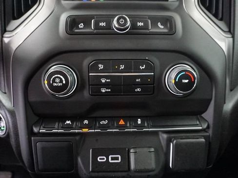 Used 2024 Chevrolet Silverado 1500 Custom AWD/4WD image 17