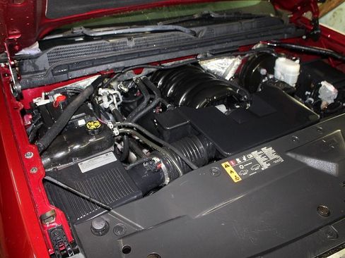 Used 2018 Chevrolet Silverado 1500 LT w/ All Star Edition image 10