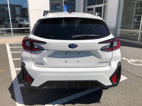 Used 2025 Subaru Crosstrek 2.5i Premium AWD/4WD image 5