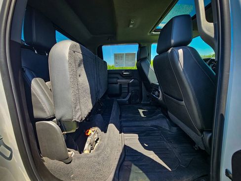 Used 2022 GMC Sierra 3500 Denali AWD/4WD image 37