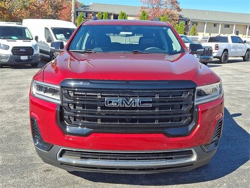 Used 2021 GMC Acadia SLE w/ Driver Convenience Package image 2