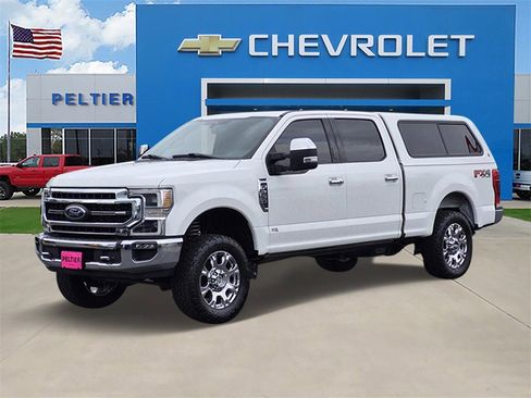 Used 2020 Ford F250 Lariat w/ Lariat Ultimate Package image 3