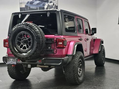 Used 2021 Jeep Wrangler Unlimited Rubicon w/ Xtreme Recon 35" Tire Package AWD/4WD image 34