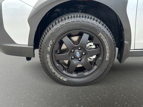 Used 2025 Subaru Outback Wilderness AWD/4WD image 11