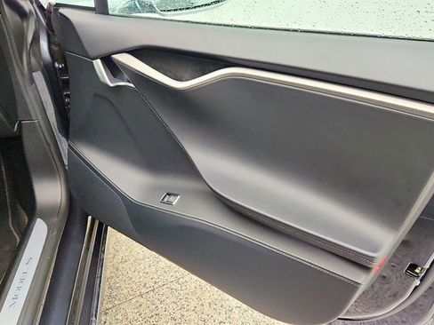 Used 2020 Tesla Model S Long Range image 30