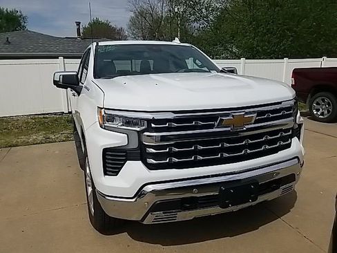 Certified 2024 Chevrolet Silverado 1500 LTZ w/ LTZ Convenience Package II image 7