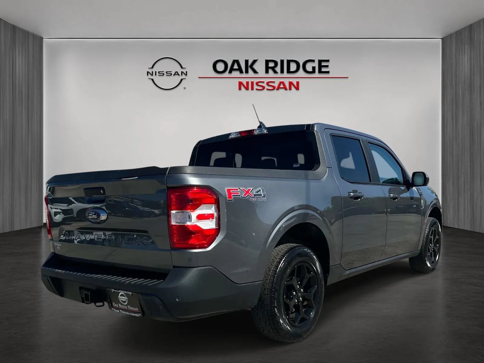 Used 2024 Ford Maverick Lariat w/ FX4 Off-Road Package AWD/4WD image 3