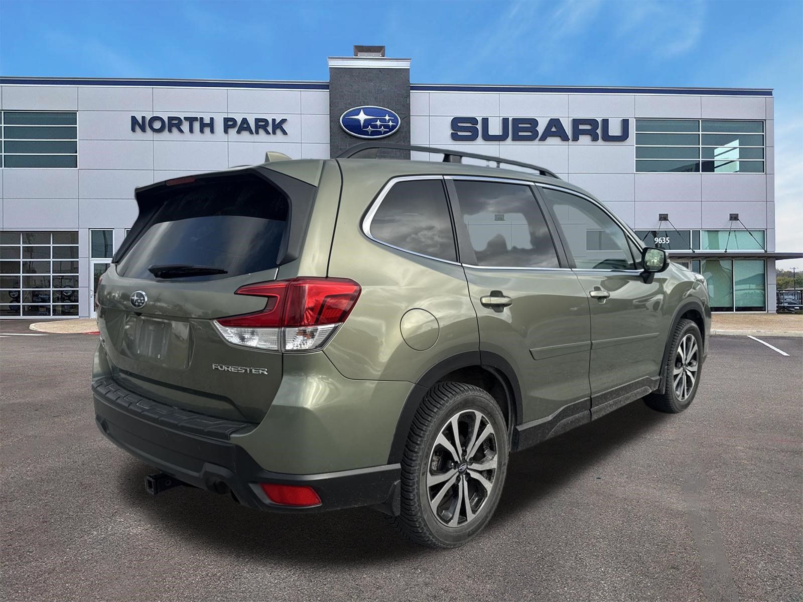 Used 2019 Subaru Forester Limited w/ Popular Package #3 AWD/4WD image 3