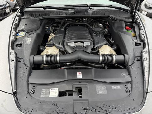 Used 2012 Porsche Cayenne S image 19