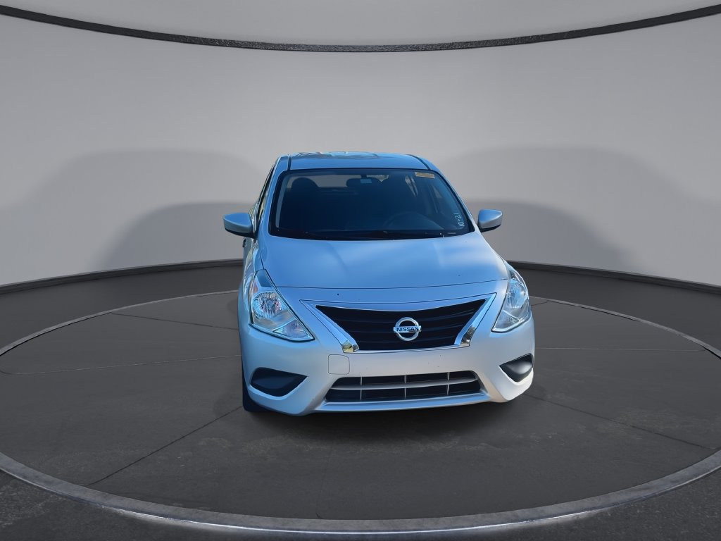 Used 2016 Nissan Versa S Plus FWD image 3