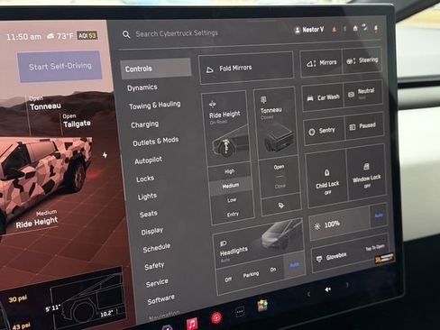 Used 2024 Tesla Cybertruck AWD Crew Cab image 20