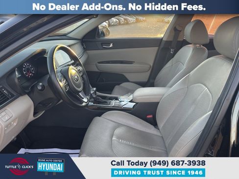 Used 2017 Kia Optima EX w/ Premium Package image 17