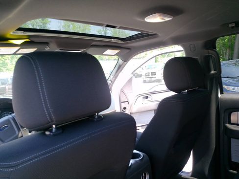Used 2013 Ford F150 FX4 w/ Mid Equipment Group AWD/4WD image 22