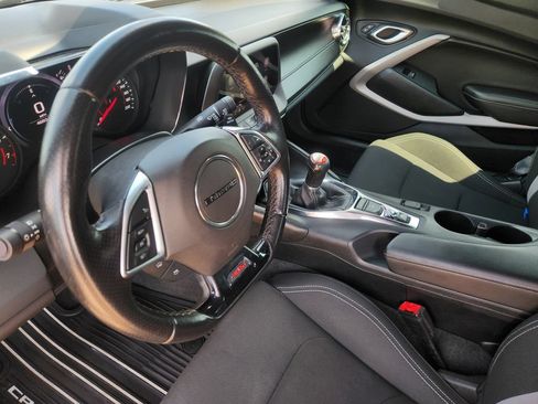 Used 2019 Chevrolet Camaro SS RWD image 25