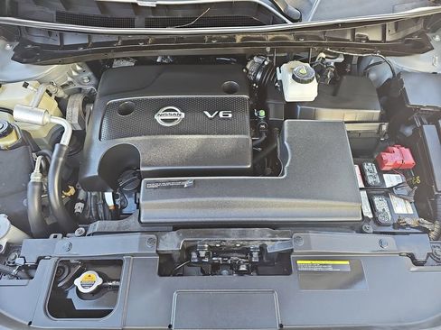 Used 2017 Nissan Murano Platinum w/ Platinum Technology Package image 32