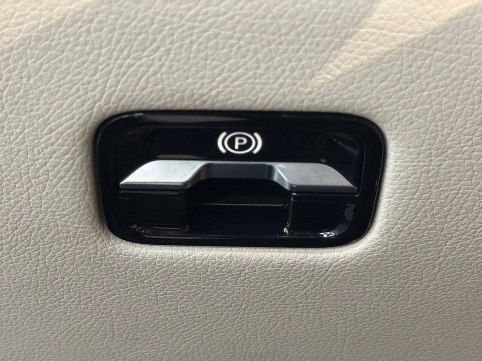 Certified 2023 Mercedes-Benz S 580 4MATIC Sedan image 31