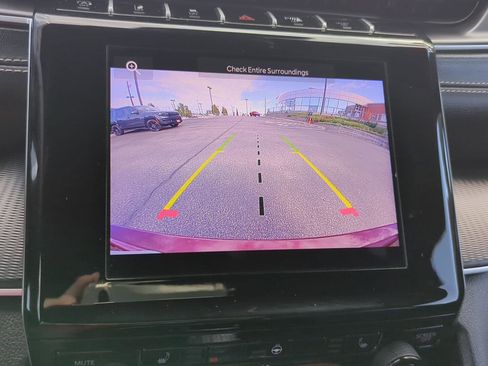 Used 2024 Jeep Grand Cherokee Altitude image 25