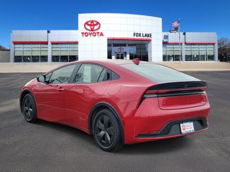 Used 2024 Toyota Prius LE video 3